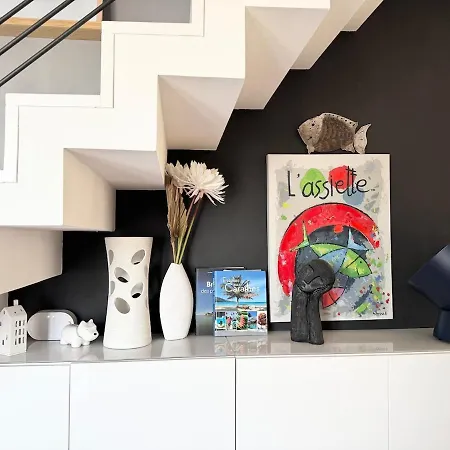 Belle Maison Spacieuse Et Jardin Paysager, Gouesnac'h بيت للعطل